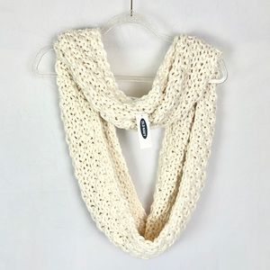 OLD NAVY |🧣Cream Ivory Soft Cozy Thick Knit Infinity Scarf ✨NWT!✨